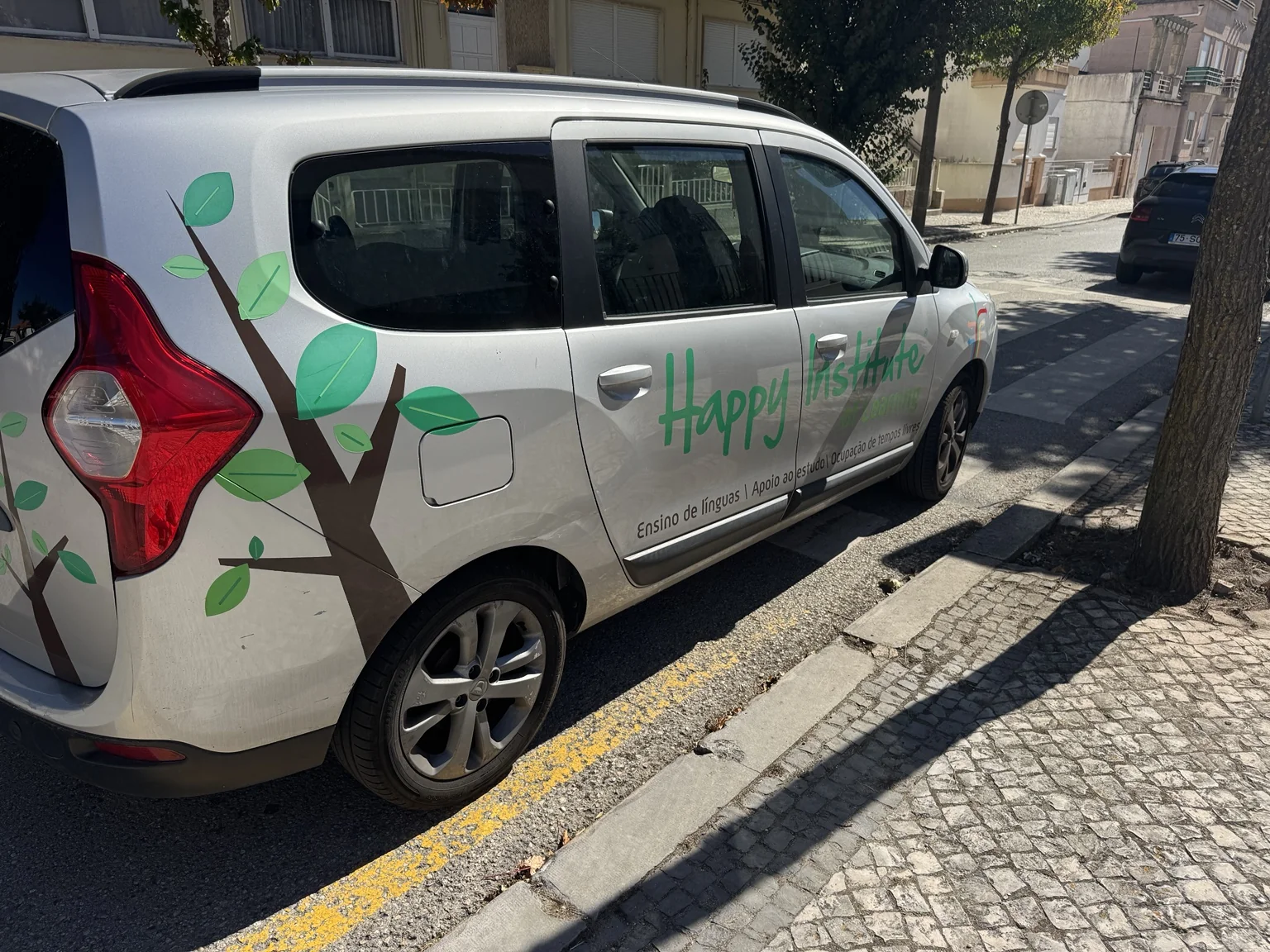 Carrinha de transporte escolar Happy